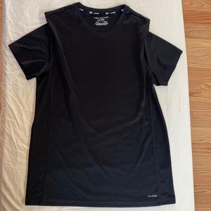 Tek Gear DryTek Men’s Medium Black Shirt